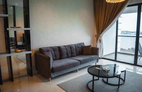 Masai Appartement | Epic Marina View 3BR Permas w Bathtub & Seaview Balcony Permas by Our Stay
