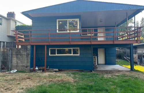Highline Maison | Epic Seattle Views! Space Needle - Full House