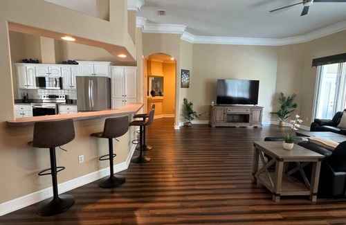 Candler Maison | Equestrian lovers Oasis w/Pool