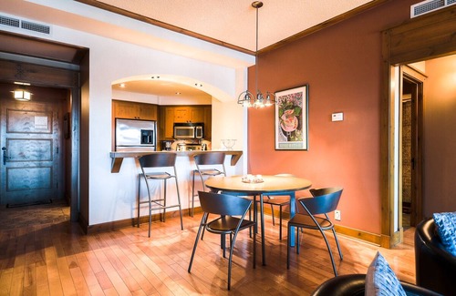 Mont-Tremblant Copropriété | Equinoxe - Condo de ski skis aux pieds Platinum de Tremblant - Vues incroyables