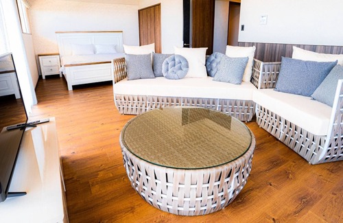 Okinawa Maison | King Bed Ocean View Sunrise Starry Sky Limi / Nanjo Okinawa