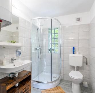 Magyarhertelend Appartement | Erdőszéli Házikó szaunával és jakuzzival