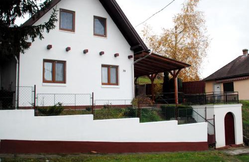 Bukkszek Appartement | Erdőszéli Házikó Vendégház