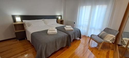 Estella Appartement | Erdizka, céntrico apartamento turístico con la mejor vista Plaza de los Fueros