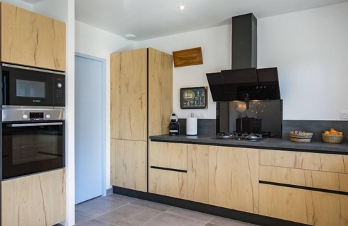 Beg-Meil Maison | Ericaro by Interhome