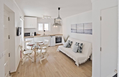 Ericeira Maison | Ericeira Typical Apartment (C69)