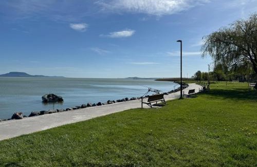 Balatonkeresztur Maison | Erika Apartman Klímával