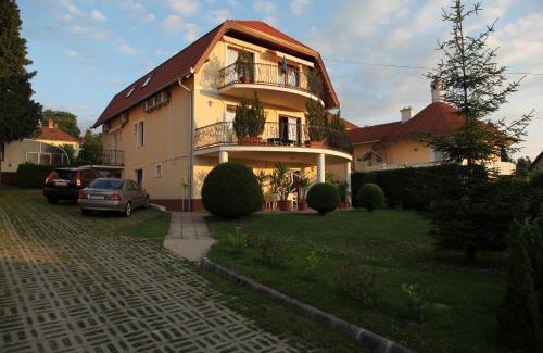Heviz Appartement | Erika Apartmanházak