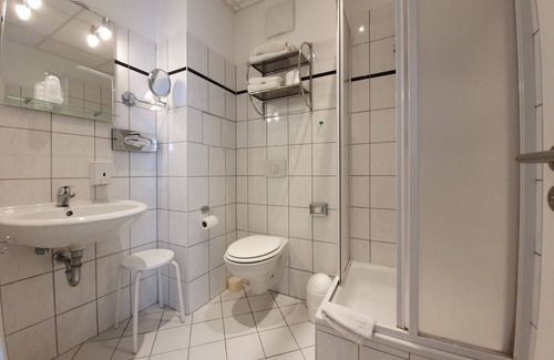 Neukoelln Hôtel | Erlanger Hof