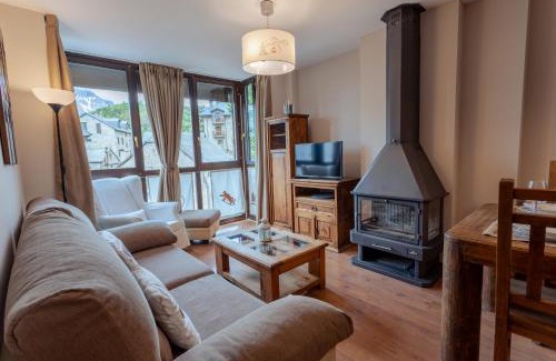 Tramacastilla de Tena Appartement | Ermita de San Juan