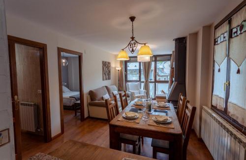 Tramacastilla de Tena Appartement | Ermita de San Juan