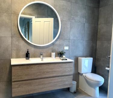 Upper Wakefield Maison | Ernie's Acre
