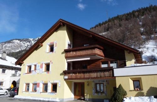 Zernez Appartement | Ers Curtins