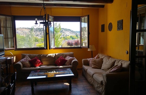 Pradena Cottage | Maison rurale idéale pour 13 se repose et se déconnecte de tout le monde et de tout ..