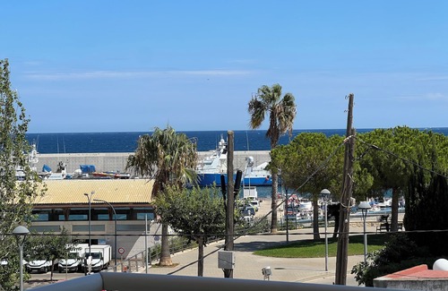 Costa Dorada Appartement | Vaste terrasse FACE A LA MER, appartement climatisé avec Parking et Wifi