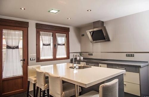 Tabladillo Cottage | Gite AT Blanca de Navarra pour 14 personnes
