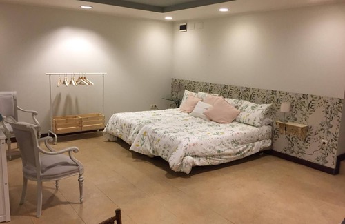 Santa Marina de Oblanca Appartement | Appartement indépendant avec jardin privé et barbecue