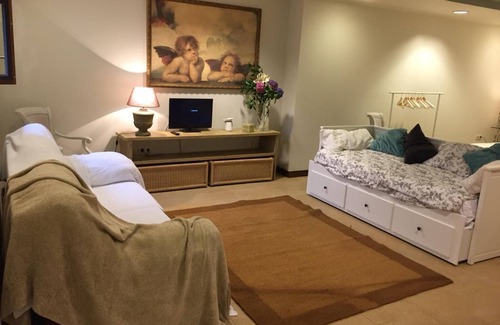 Santa Marina de Oblanca Appartement | Appartement indépendant avec jardin privé et barbecue