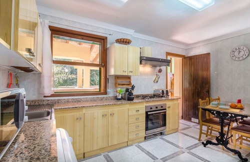 Lluc Maison | ES VINT I NOU - Beautiful house with great terrace amidst the mountains.