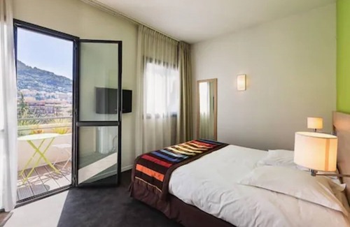 Saint-Roch Hôtel | Esatitude Hôtel