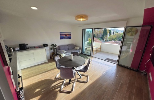 Vielle-Chapelle Appartement | Escale Cozy: Between Sea and Mountain Mobility Lease