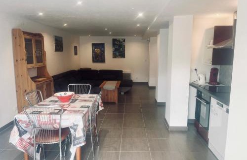 Castelsarrasin Appartement | Escapade au canal