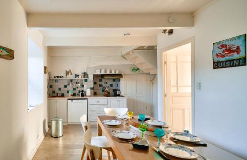 Saint-Guenole Maison | Escapade dans une belle longere a Penmarch