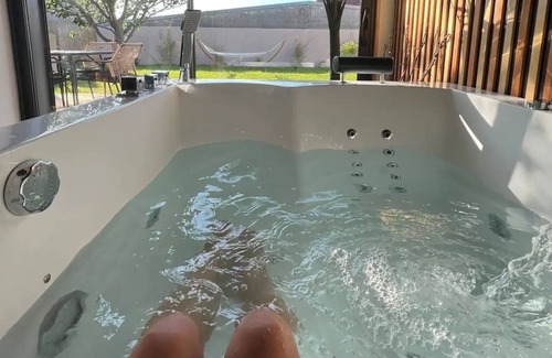 Loon-Plage Maison | Escapade Zen Oasis Tropicale & Spa Privatif