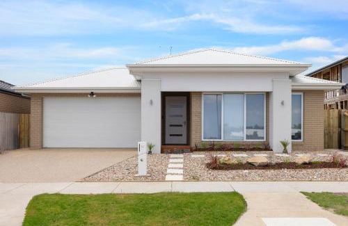 Coronet Bay Maison | Escape by the Bay