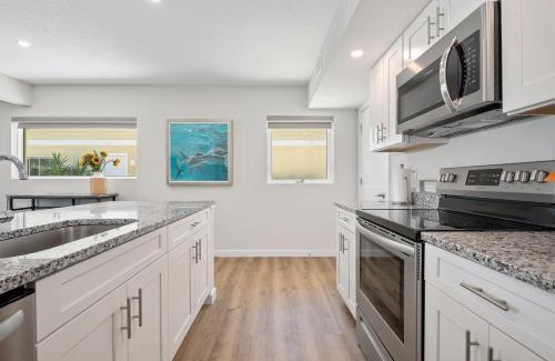 Nokomis Station Balnéaire | Escape Coastal Resort on Casey Key