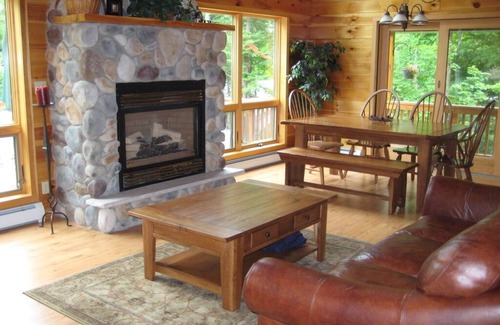Old Forge Cabine | Escape & Enjoy a Cozy 3-bedroom cabin in wonderful Old Forge