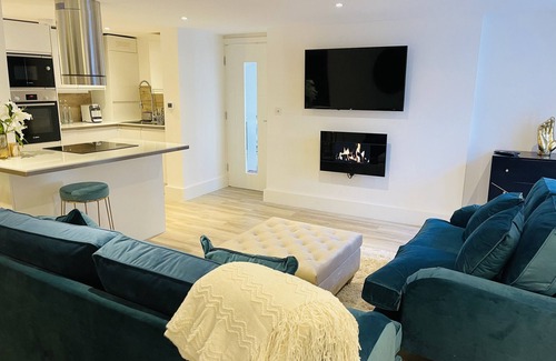 Snaresbrook Appartement | Escape London in London - 2 bed luxury apartment in lovely Wanstead