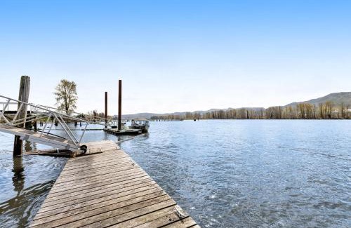 Cathlamet Maison | Escape on the River