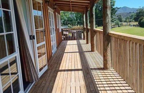 Kennedy Bay Appartement | The house by the water. Tidal river, children play you watch from the balcony.