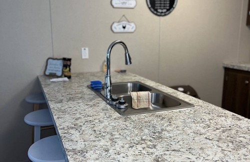 Poplarville Maison | Escape to Cozy Bliss: Your Charming Vrbo Retreat Awaits!