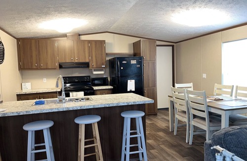Poplarville Maison | Escape to Cozy Bliss: Your Charming Vrbo Retreat Awaits!