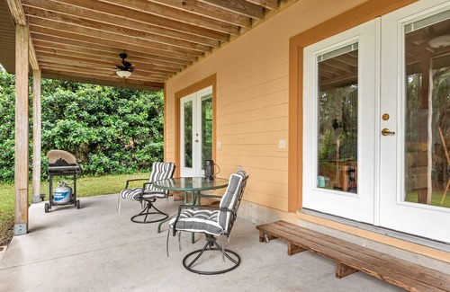 Hawthorne Maison | Escape to Lakeside Serenity :Your perfect getaway enjoy the lake