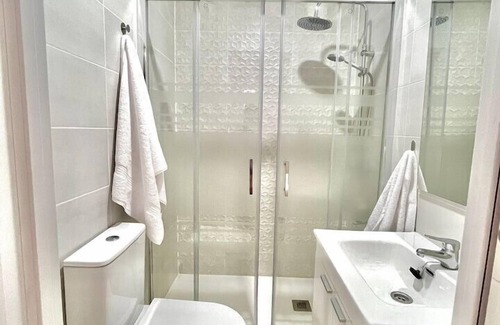 Hortaleza Appartement | Évadez-vous à Madrid : Studio moderne et cosy près de l'IFEMA
