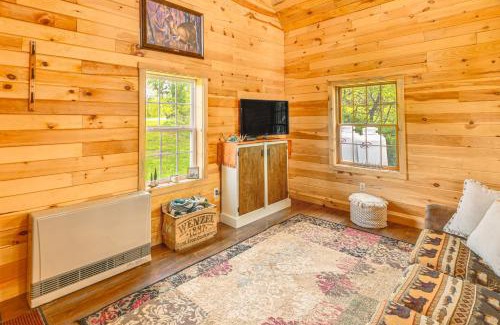 German Maison | Escape to Nature Secluded McDonough Cabin!