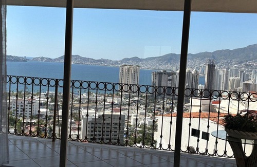 Joyas De Brisamar Maison | Escape to Paradise: Stunning Acapulco Retreat on VRBO Awaits Your Arrival
