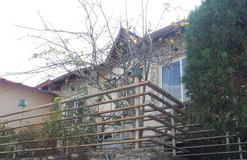 Mukteshwar Cabine | Escape to Serenity: Cozy Apartment in the Heart of Mukhteshwar