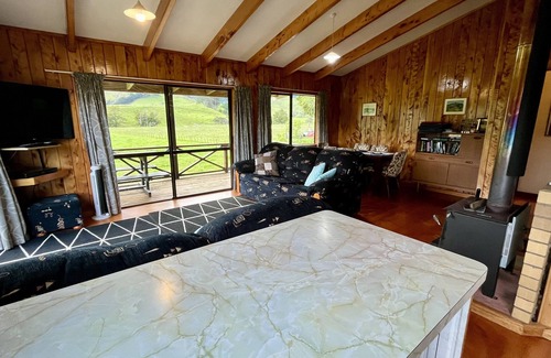 Colville Maison | Farm Stay Cottage @ Colville Farm Holidays