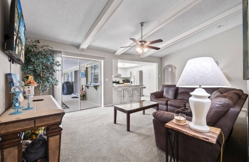 Caloosahatchee Maison | Escape to this charming 3-bedroom house in Cape Coral