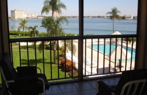 Palma del Mar Copropriété | Escape To Ce Front Condo pittoresque baie, parfait pour les couples ou les familles.