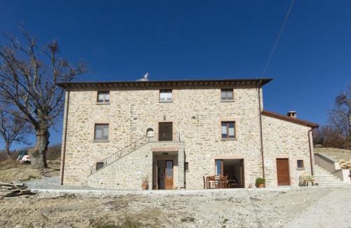 Carpegna Maison | Escape with Pool & WiFi