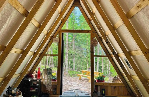 Sidney Cabine | Escapology - Delightful 1 bedroom A-frame cabin