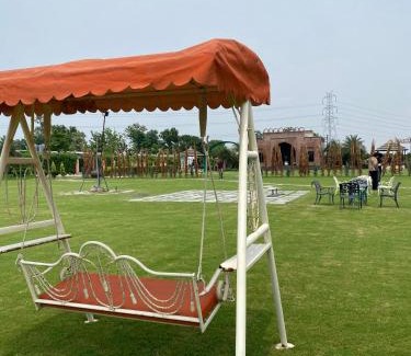 Sirhind Maison | Escott Farms