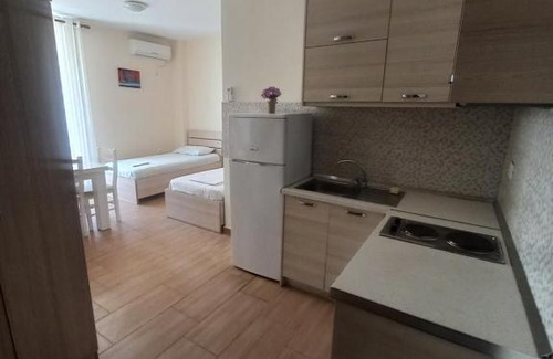 Sakës Appartement | Esil Apartment Shëngjin