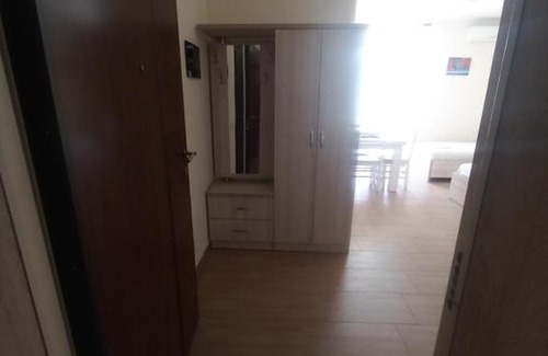 Sakës Appartement | Esil Apartment Shëngjin