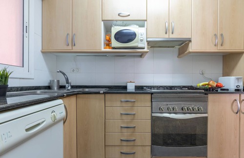El Roc de Sant Gaieta Appartement | Esmeralda by Interhome